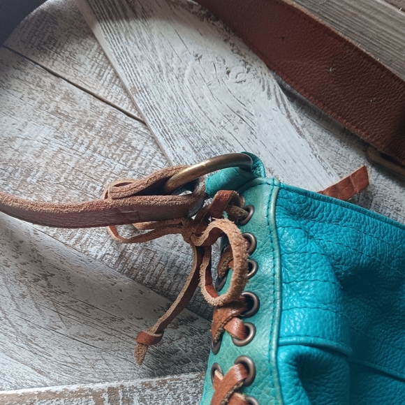 ANABAGLISH Large Turqoise Leather Boho Crossbody Handbag ⚘️ - Picture 4 of 13